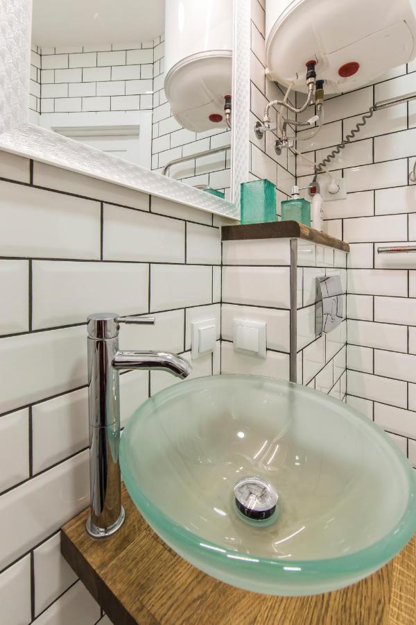 Kyiv Quiet Loft Apartment Exterior photo